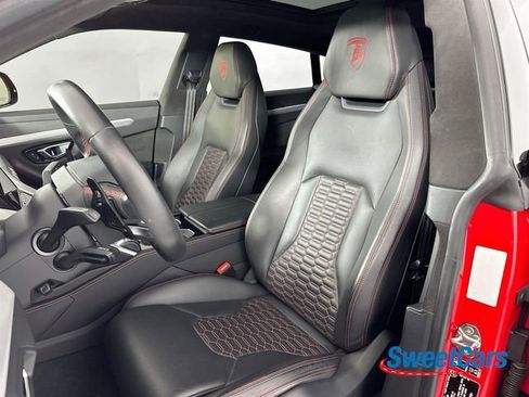 Used 2020 Lamborghini Urus image 11