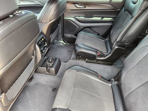 Used 2023 Jeep Grand Cherokee L Laredo AWD/4WD image 39