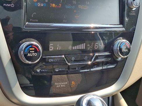 Certified 2019 Nissan Murano Platinum AWD/4WD image 17