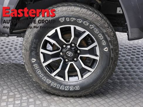 Used 2023 Toyota Tacoma TRD Sport w/ Advanced Technology Package RWD image 8