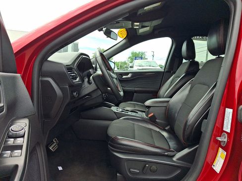 Used 2024 Ford Escape ST-Line AWD/4WD image 14