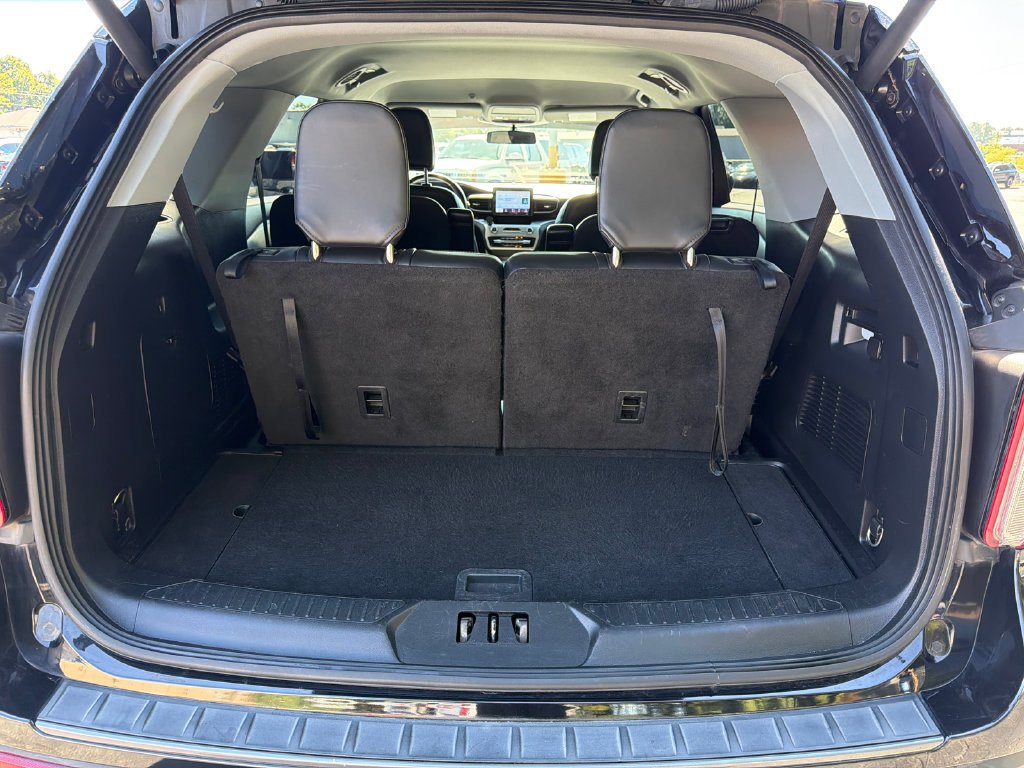 Used 2022 Ford Explorer XLT w/ Equipment Group 202A RWD image 22