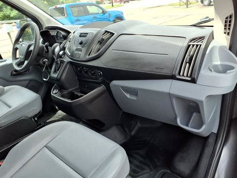 Used 2017 Ford Transit 350 XL RWD image 13