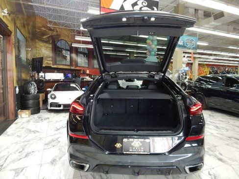 Used 2023 BMW X6 xDrive40i w/ M Sport Package image 7