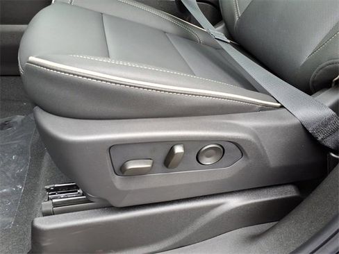 New 2026 Chevrolet Suburban Premier image 7