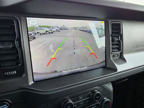 New 2025 Ford Bronco Badlands image 27