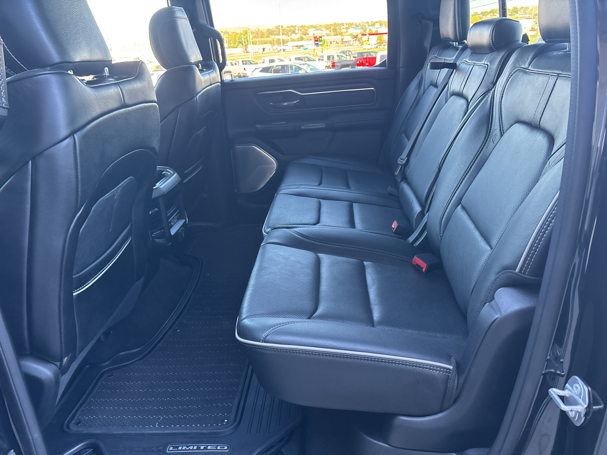 Used 2020 RAM 1500 Limited AWD/4WD image 12