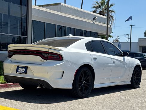 Used 2020 Dodge Charger R/T RWD image 5