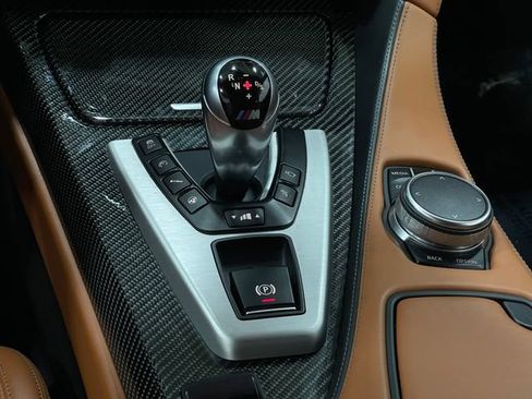 Used 2017 BMW M6 Convertible image 29