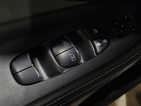 Used 2018 Nissan Murano SL image 27