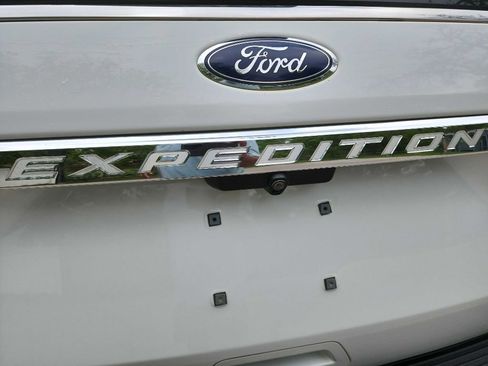 Used 2018 Ford Expedition XL image 7