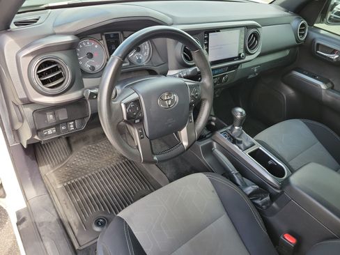 Certified 2023 Toyota Tacoma TRD Sport AWD/4WD image 8