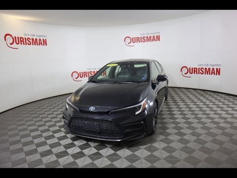 Used 2023 Toyota Corolla SE FWD image 1