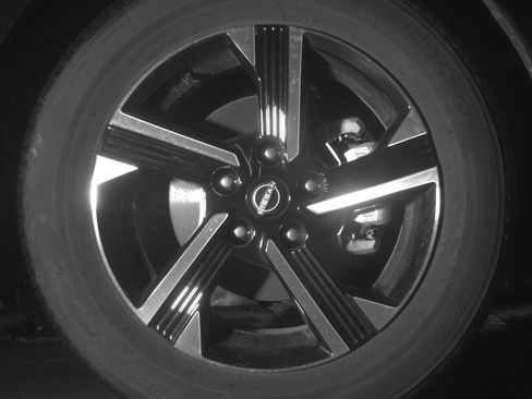 Used 2025 Nissan Sentra SV image 13