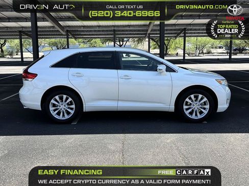 Used 2015 Toyota Venza LE FWD image 8