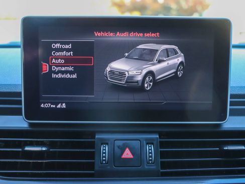 Used 2019 Audi Q5 2.0T Premium Plus w/ Premium Plus Package image 39