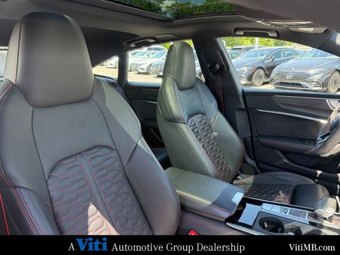 Used 2023 Audi RS 7 Sportback AWD/4WD image 30