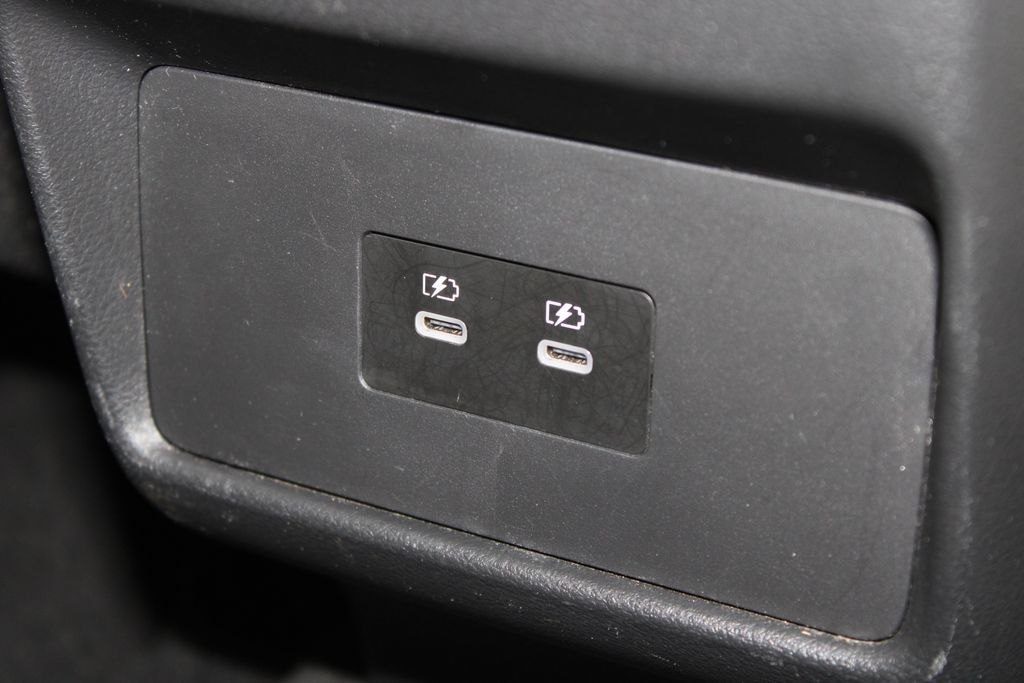 Used 2024 Nissan Rogue SL FWD image 31