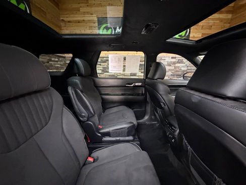 Used 2024 Hyundai Palisade Calligraphy image 31
