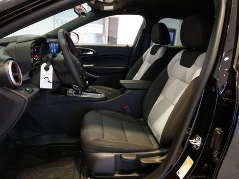 New 2026 Chevrolet Trax RS image 10