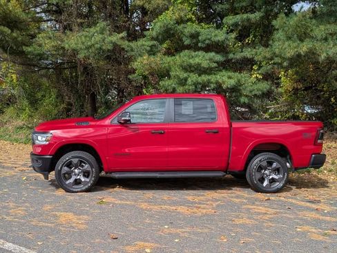 Used 2022 RAM 1500 Big Horn w/ Built-to-serve Edition image 8