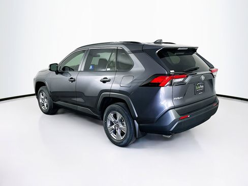 Used 2025 Toyota RAV4 XLE w/ Convenience Package image 5