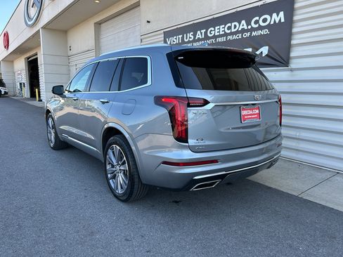 Used 2024 Cadillac XT6 Premium Luxury image 6