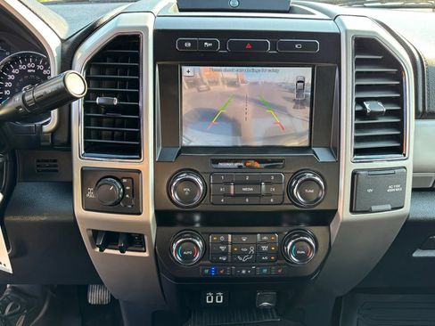 Used 2019 Ford F250 Lariat w/ Chrome Package AWD/4WD image 18