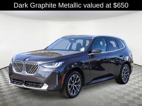Used 2025 BMW X3 xDrive30i w/ Convenience Package image 3