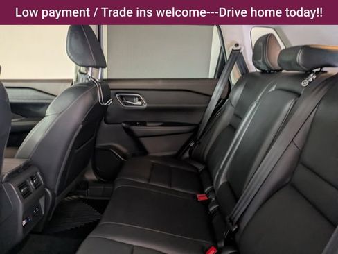 Used 2021 Nissan Rogue SL w/ Premium Package FWD image 14