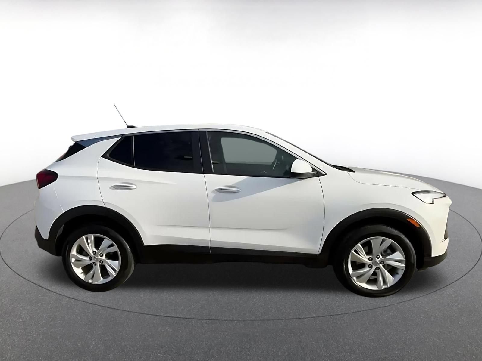 Used 2026 Buick Encore GX Preferred AWD/4WD image 15