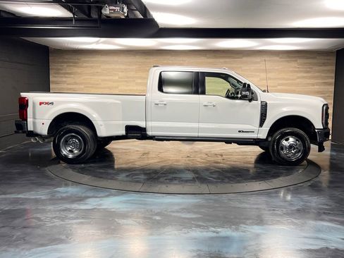 Used 2024 Ford F350 Lariat w/ Lariat Ultimate Package image 31