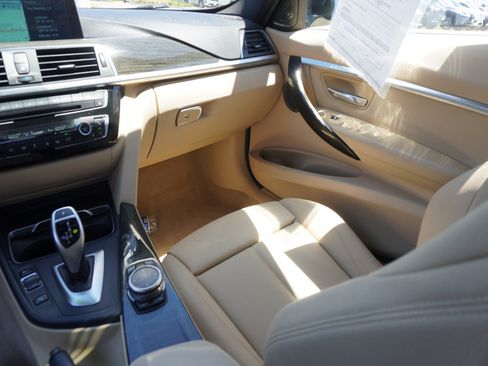 Used 2016 BMW 340i Sedan RWD image 16