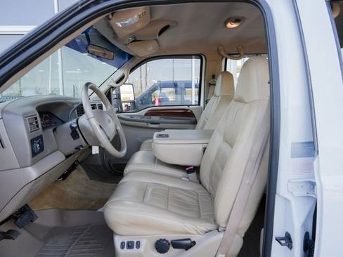 Used 2001 Ford F350 Lariat AWD/4WD image 24