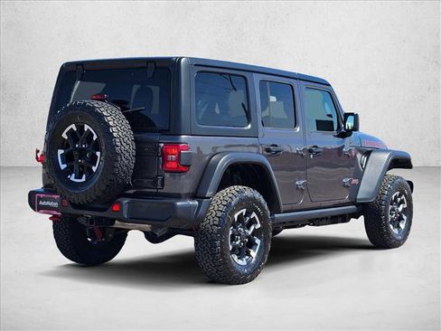 Used 2026 Jeep Wrangler Unlimited Rubicon AWD/4WD image 5