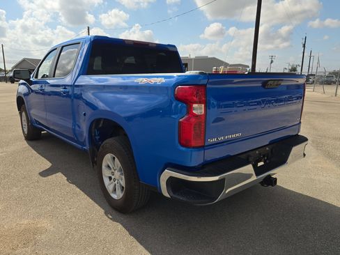 Used 2025 Chevrolet Silverado 1500 LT AWD/4WD image 5