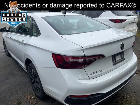Used 2024 Volkswagen Jetta S image 4