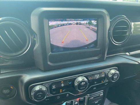 Used 2022 Jeep Wrangler Unlimited Sport AWD/4WD image 29