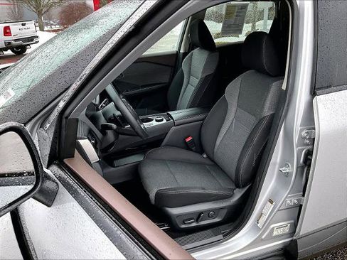 Certified 2022 Nissan Rogue SV image 10