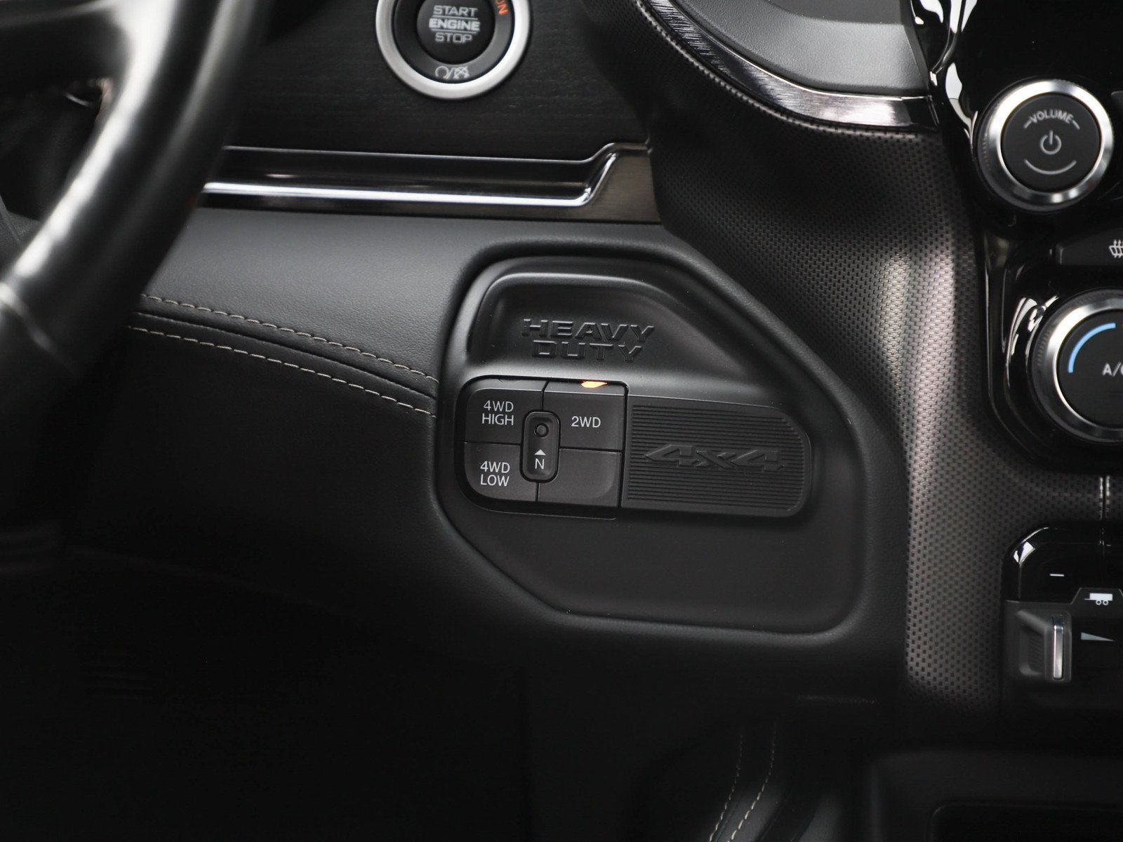 Used 2023 RAM 2500 Limited w/ Night Edition AWD/4WD image 20