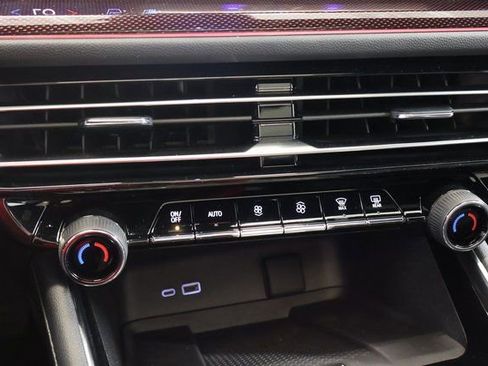 New 2026 Chevrolet Traverse RS image 20