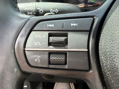 Used 2023 Honda Accord EX-L image 16