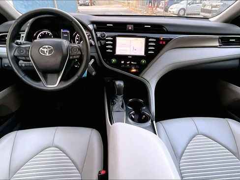 Certified 2020 Toyota Camry SE w/ Carpet Mat Package FWD image 15