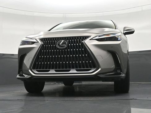Used 2024 Lexus NX 250 FWD image 30