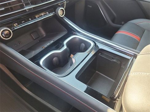 Used 2024 Chevrolet Traverse RS w/ LPO, Floor Liner Package image 29