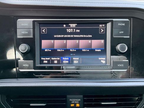 Used 2023 Volkswagen Jetta SE w/ Panoramic Sunroof Package FWD image 32