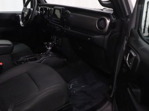Used 2021 Jeep Wrangler Unlimited Sport AWD/4WD image 22