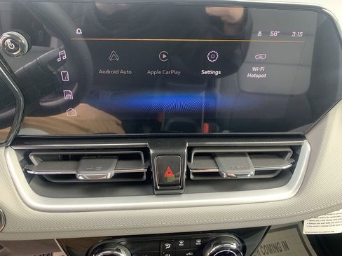 New 2026 Chevrolet TrailBlazer LT FWD image 18