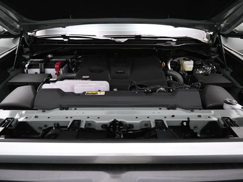 New 2026 Toyota Tundra Limited AWD/4WD image 15