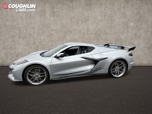 New 2026 Chevrolet Corvette Z06 w/ Stealth Interior Trim Package image 14